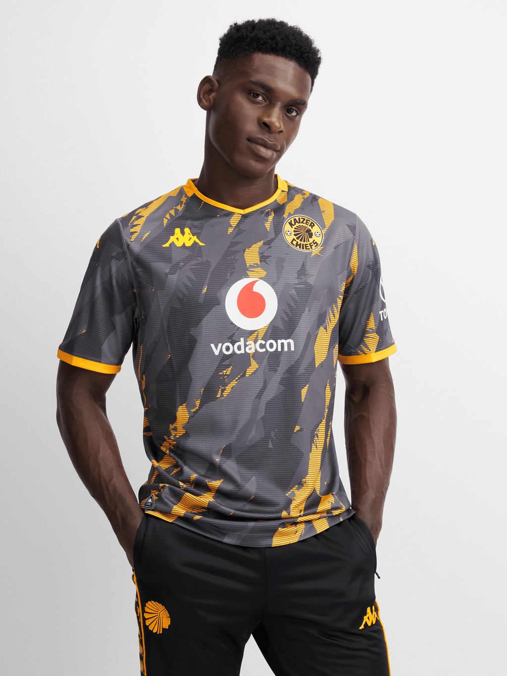 Kaizer chiefs kit
