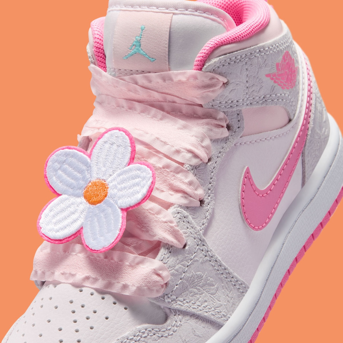 HIGH Air Jordan 1 Mid GS “Pink Bloom”